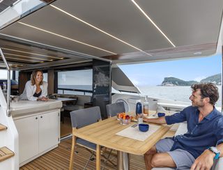 Absolute Navetta 68, Deck Area