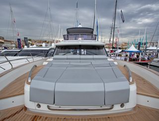 Greenline Oceanclass 65, Deck Area