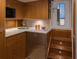 Viking 38 Billfish, Interior