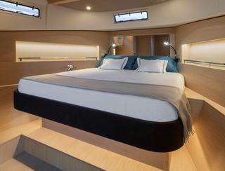 Solaris 44 Open, Accommodation