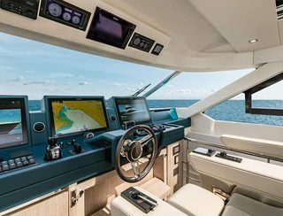 Monte Carlo Yachts MCY 76 Skylounge, Helm Station