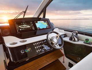 Sea Ray Sundancer 370 Gen 4, Helm Station