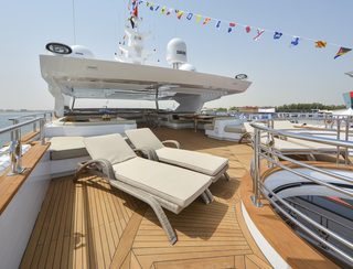 Gulf Craft Majesty 155, Deck Area