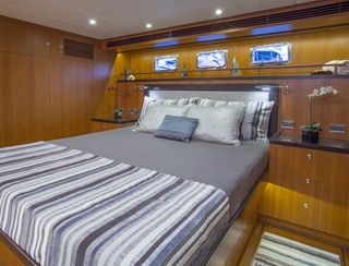 Outer Reef 580 Motoryacht, Accommodation