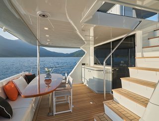 CL Yachts CLB65, Deck Area