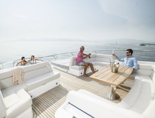 Sunseeker 116 Yacht, Deck Area