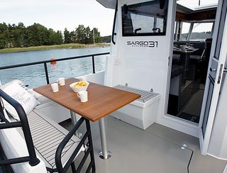 Sargo 31, Deck Area