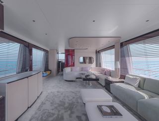 Azimut Grande 25 Metri, Interior