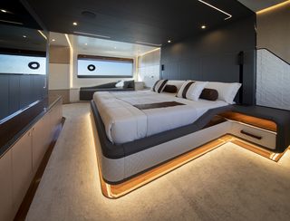 Astondoa Ax8, Accommodation