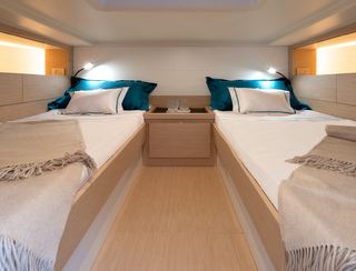 Solaris 40 Open, Accommodation