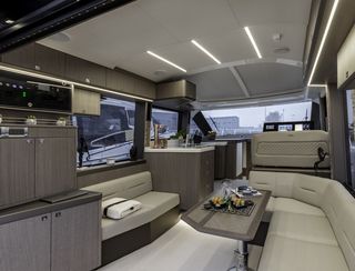 Galeon 450 HTC, Interior