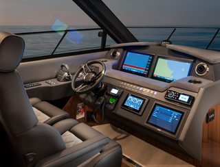 Riviera 4800 Sport Yacht Series II  Platinum Edition Gen 2, Helm Station