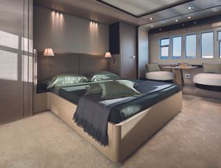 Azimut 80 Mk2, Accommodation