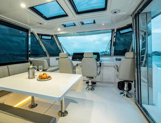 Aquila 54 Yacht, Fly Deck/Sportdeck