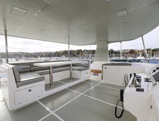 Nordhavn N71, Fly Deck/Sportdeck