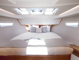 Sealine C330, Accommodation