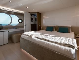 Monte Carlo Yachts MCY 70 Skylounge, Accommodation