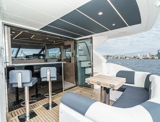 Sunseeker Manhattan 55 Mk2, Deck Area