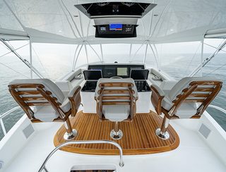 Viking 82C Gen 2, Helm Station