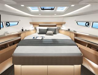 Sealine S335, Accommodation