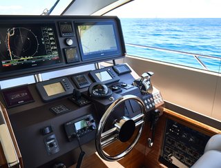 CL Yachts CLA76f, Helm Station