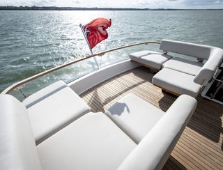 Fairline Squadron 68 Mk2, Deck Area