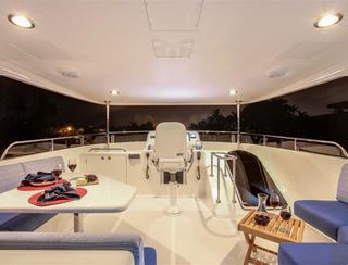 Outer Reef 610 Motoryacht, Fly Deck/Sportdeck