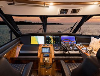 Riviera 72 Sport Motor Yacht Gen 2, Helm Station