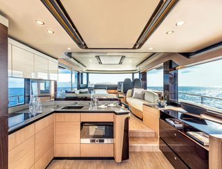 Absolute Navetta 52 Mk2, Interior