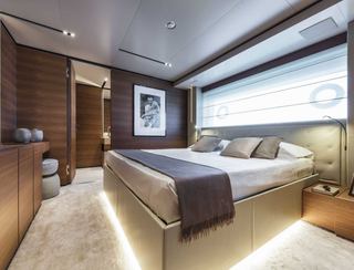 Custom Line Navetta 33 Mk2, Accommodation