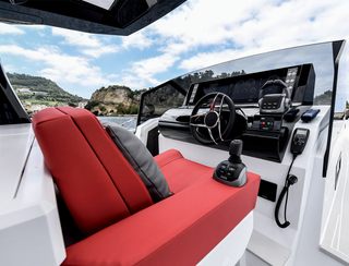 Fiart Seawalker 43, Helm Station