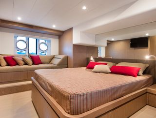 Apreamare Maestro 56, Accommodation