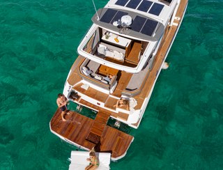 440 Marex, Fly Deck/Sportdeck