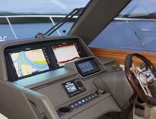 Maritimo S51 Mk2, Helm Station