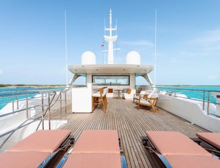 Moonen 110 Mustique, Fly Deck/Sportdeck