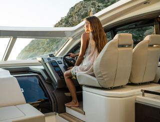 Fairline Targa 53 Open Gen 2, Helm Station