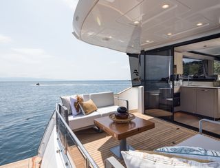 Sirena Yachts Sirena 48  Coupé, Deck Area