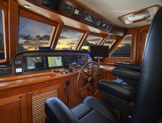 Outer Reef 720 Deluxbridge Motoryacht Mk2, Helm Station