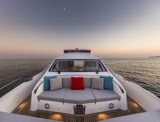 Numarine 62 Flybridge, Deck Area