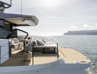 Azimut Seadeck 6, Deck Area