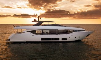 Maiora 30 Flybridge