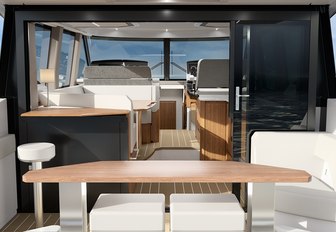 Tiara EX54 aft deck forward into salon