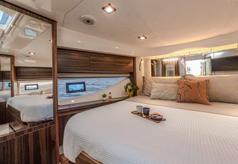 Marex 440 cabin