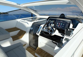 Sealine S390 helm position