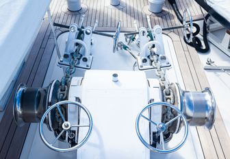 yacht anchor windlass and chain