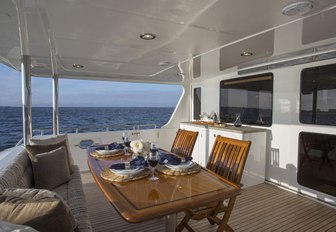 Outer Reef 830 Motoryacht