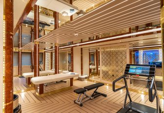 LEONA beach club gym