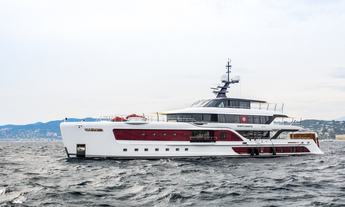                         55m Quinta Essentia 2016 Nomination