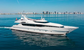                         38m Blacksheep 2009 Finalist