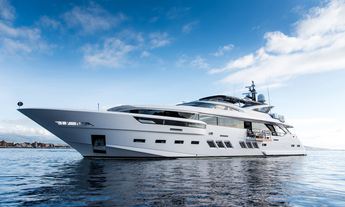                         34.3m Soulmate 2016 Finalist